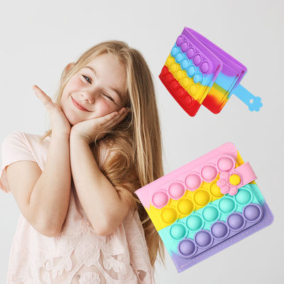 Van het de Productensilicone van het babysilicone van de het Muntstukbeurs van het Speelgoedjonge geitjes Sensorisch Speelgoed 2022 de Regenboog van Jonge geitjesportefeuilles
